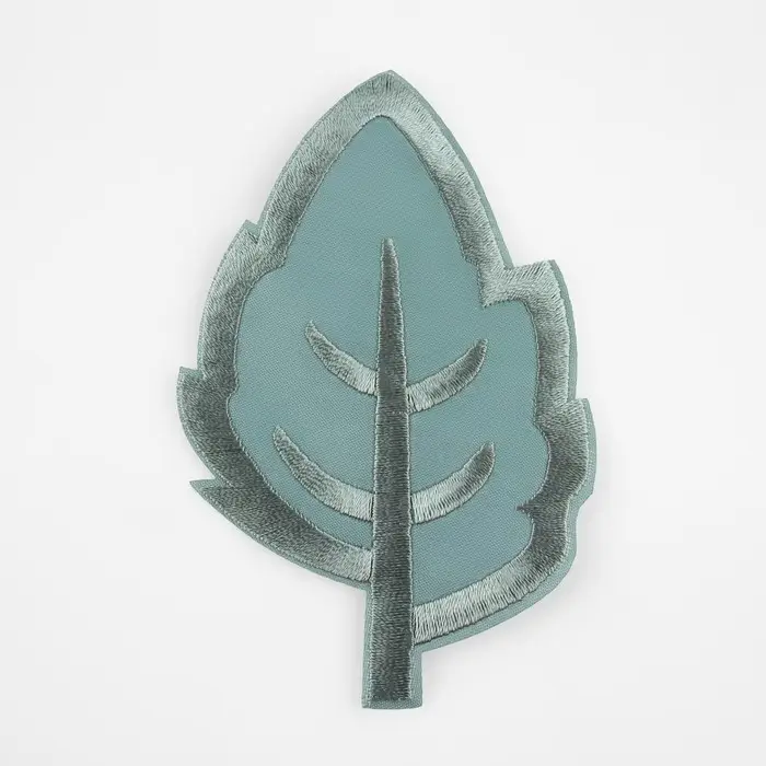 Термоаппликация «Лист», 10,5 × 6,5 см, цвет серый, цена за 1 штуку Термоаппликация «Лист», 10,5 × 6,5 см, цвет серый, цена за 1 штуку