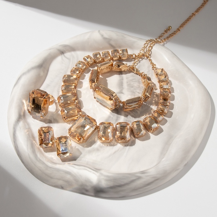 Набор 4 предмета: серьги, колье, браслет, кольцо «Вечерний» объём, жёлтый в золоте Набор 4 предмета: серьги, колье, браслет, кольцо «Вечерний» объём, жёлтый в золоте