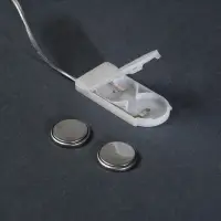 Гирлянда &laquo;Нить&raquo; 5 м роса, IP20, серебристая нить, 50 LED, батарейки CR2032&times;2 (в комплекте), свечение фиолетовое