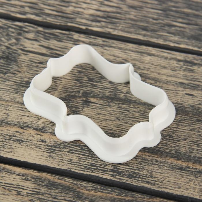 Набор форм для печенья Доляна &laquo;Рамки&raquo;, 4 шт: 9&times;7,5 / 8,7&times;6,6 / 8&times;9 / 8,5&times;6,5 см, цвет белый