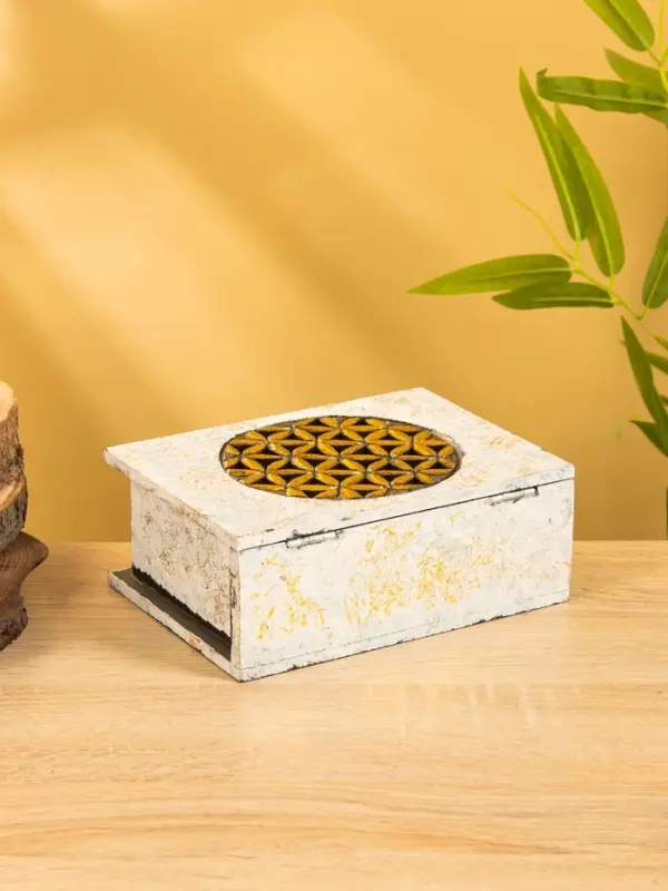 Шкатулка "Цветы" 19х15х7 см, МДФ