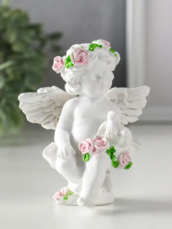 Сувенир полистоун "Ангелок в цветочном венке, с птичкой на ладоне" белый 9,5х6,5х10,5 см