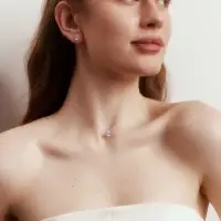 Гарнитур 2 предмета: кулон, серьги &laquo;На леске&raquo;, капелька, белые в серебре, 30 см