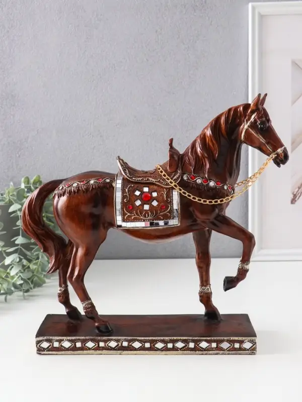 Сувенир полистоун Сувенир полистоун "Конь с седлом с рубинами - аллюр" под дерево 29,5х7,5х29,5 см
