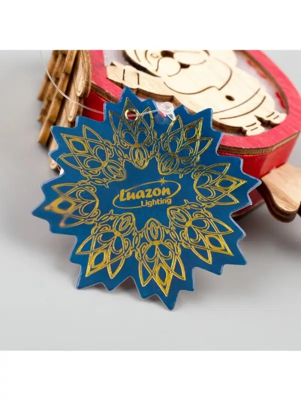 Ёлочная игрушка &laquo;Домик с Дедом Морозом&raquo;, 9&times;8&times;4 см, от батареек, свечение тёплое белое