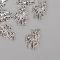 Металлический элемент, декоративная подвеска «Арт Узор. Конь с длинной гривой», серебро, 2×1.6 см Металлический элемент, декоративная подвеска «Арт Узор. Конь с длинной гривой», серебро, 2×1.6 см