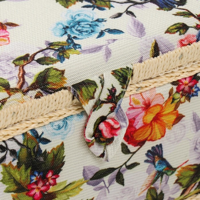 Шкатулка для рукоделия Шкатулка для рукоделия "Птицы в розовом саду" 19х26х14,5 см