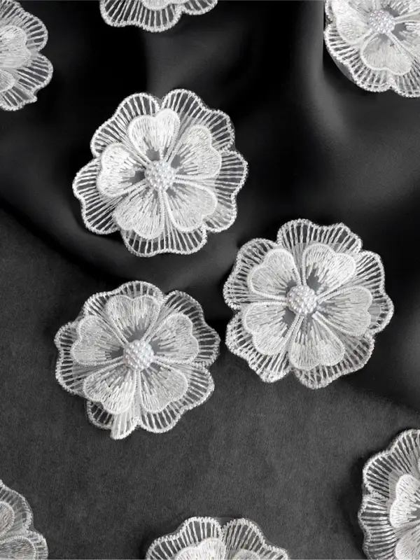 Аппликация для одежды &laquo;Цветок&raquo; текстильная, d=6 см, 10 шт., белая