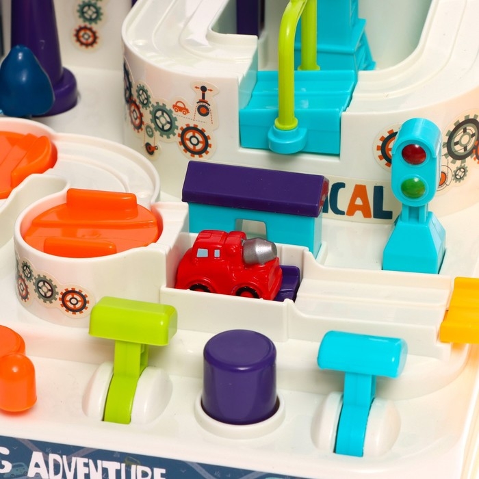 Парковка-автотрек &laquo;Город&raquo;, с 6 машинами, свет и звук, работает от батареек