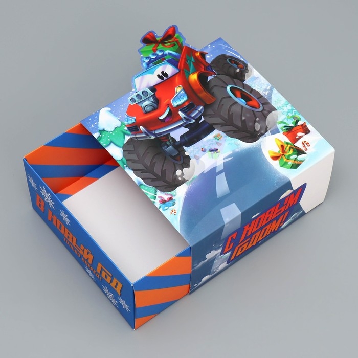 Подарочная коробка новогодняя складная «Только вперед», 15 х 15 х 8 см, Новый год Подарочная коробка новогодняя складная «Только вперед», 15 х 15 х 8 см, Новый год