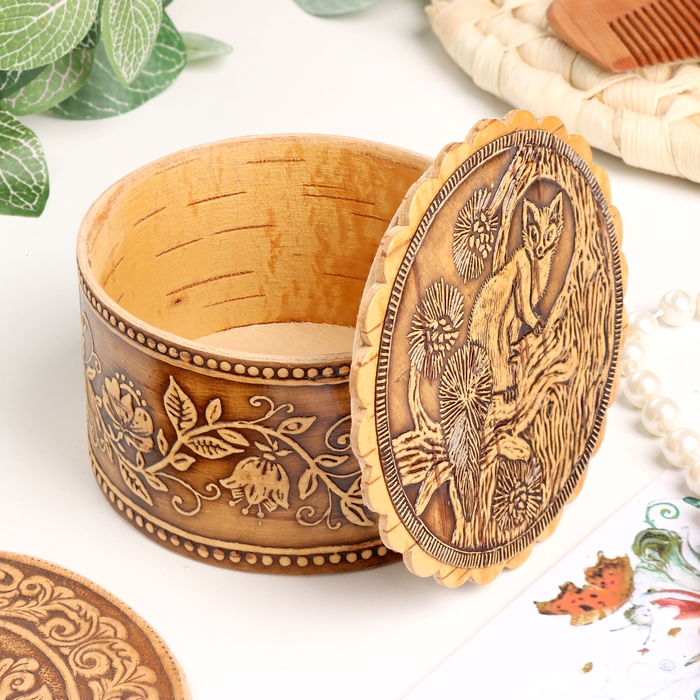 Шкатулка  Шкатулка "Соболь на дереве", 80 х 40 мм, береста