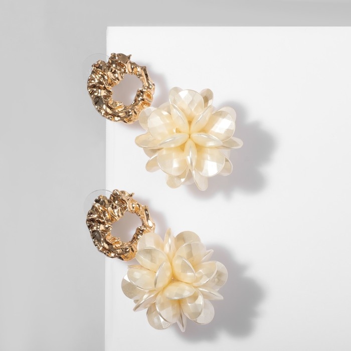 Серьги ассорти «Воздушность», цвет молочный в золоте Серьги ассорти «Воздушность», цвет молочный в золоте