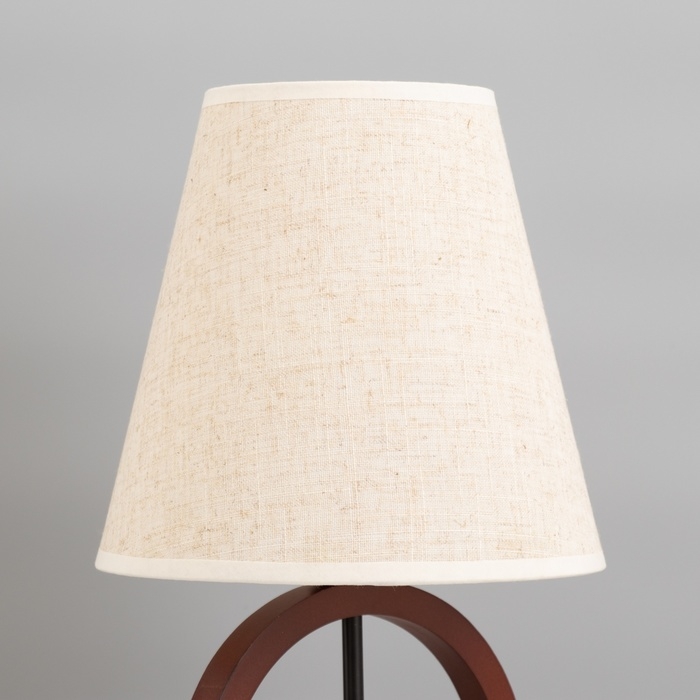 Лампа настольная Лампа настольная "Конье" 1х40Вт Е27 красный орех 11,5х11,5х27см