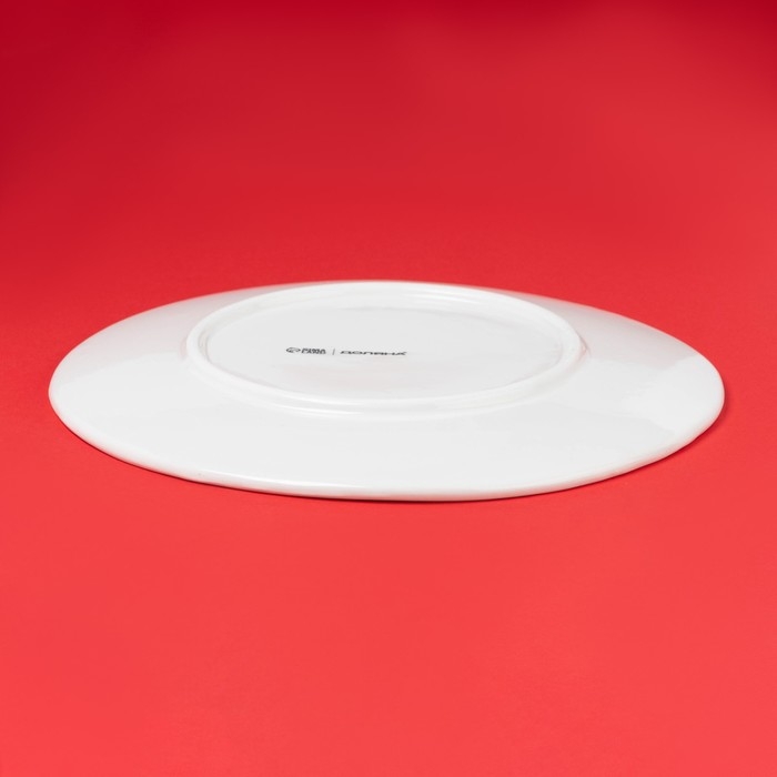 Тарелка новогодняя Доляна Sweet Treats, d=22,5 см, керамика, цвет белый Тарелка новогодняя Доляна Sweet Treats, d=22,5 см, керамика, цвет белый