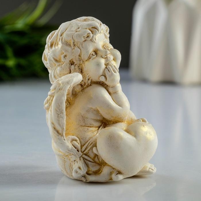 Фигура Фигура "Ангел с сердцем" позолота, 6х8х5см