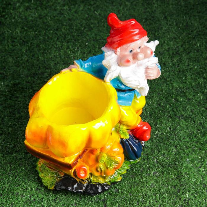 Фигурное кашпо  Фигурное кашпо "Гном с тыквой" 17х24х28см