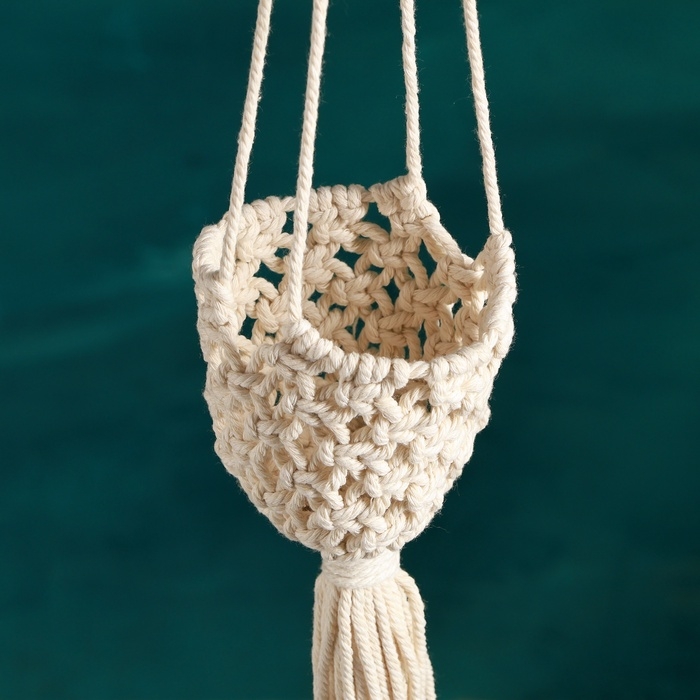 Подвесное кашпо - макраме Подвесное кашпо - макраме "Улла" 7х7х7см