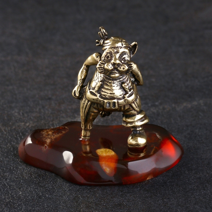 Сувенир Сувенир "Кот Пират", латунь, янтарь