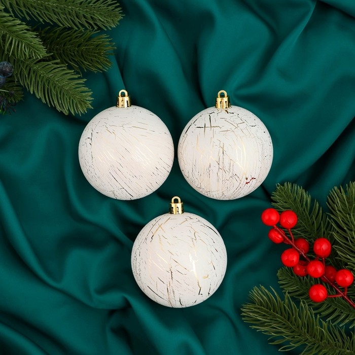 Набор шаров пластик d-8 см, 3 шт Набор шаров пластик d-8 см, 3 шт "Мюриель" бело-золотой