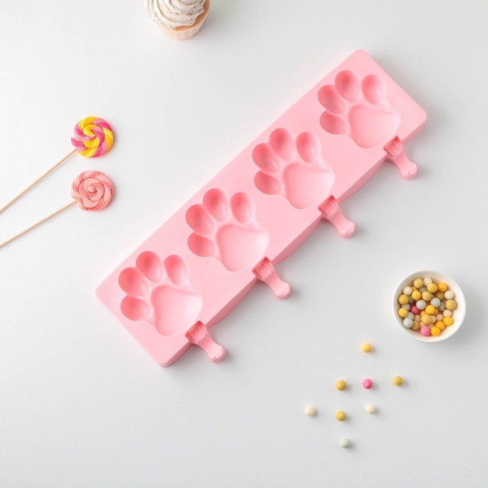 Форма для мороженого «Лапки», силикон, 26×14 см, 4 ячейки (8,5×8,5 см), цвет МИКС Форма для мороженого «Лапки», силикон, 26×14 см, 4 ячейки (8,5×8,5 см), цвет МИКС