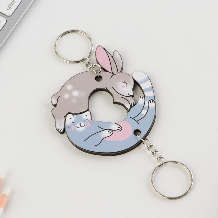 Брелок для ключей парный «Заяц и кот», деревянный, 5,6 х 3,2 Брелок для ключей парный «Заяц и кот», деревянный, 5,6 х 3,2