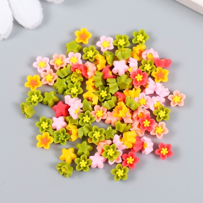 Декор для творчества пластик Декор для творчества пластик "Астры цветные" набор 100 шт 0,6х0,6 см