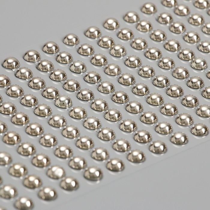Наклейка пластик стразы Наклейка пластик стразы "Полужемчужины" d-8 мм серебро 10х27 см