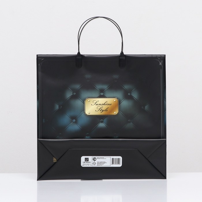 Пакет  Пакет "Чёрный люкс с золотом, мягкий пластик, 30 х 30 см 120 мкм