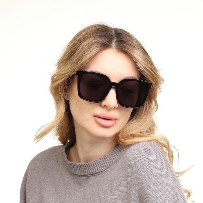 Очки солнцезащитные женские Очки солнцезащитные женские "OneSun", uv 400, дужка 15 см, линза 5.4х5.4 см