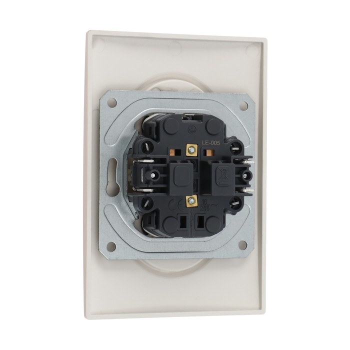 Розетка двухместная TOT Elegant, 10 А, скрытая, без з/к, бежевая Розетка двухместная TOT Elegant, 10 А, скрытая, без з/к, бежевая