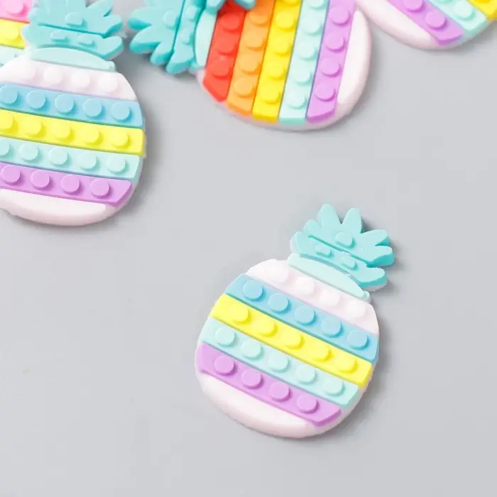 Декор для творчества резина "Ананасы" набор 15 шт 3,7х2,4 см