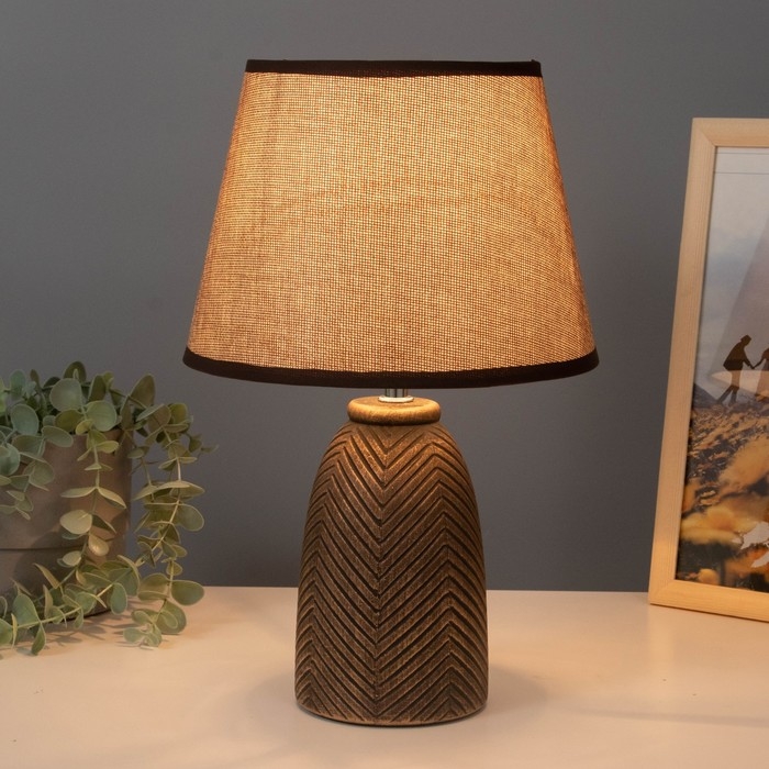 Настольная лампа  Настольная лампа "Диана" Е14 40Вт черный с золотой патиной 22х22х35 см RISALUX