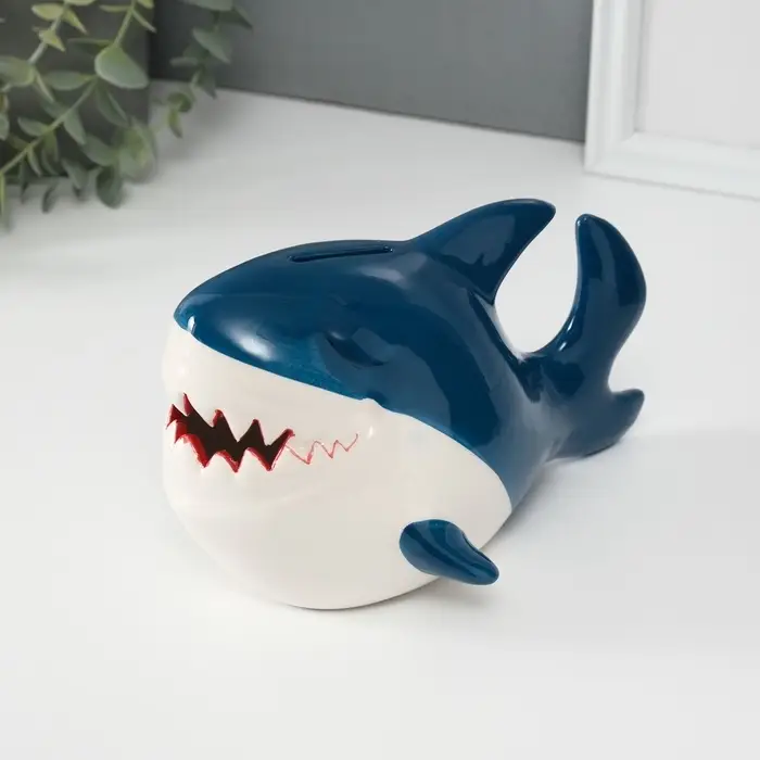 Копилка для денег &laquo;Акулёнок&raquo;, керамика, 12.6&times;19&times;11.5 см