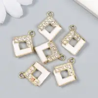 Декор для творчества металл, эмаль, стразы "Ромб" золото с белым 1,7х2,2 см Декор для творчества металл, эмаль, стразы "Ромб" золото с белым 1,7х2,2 см