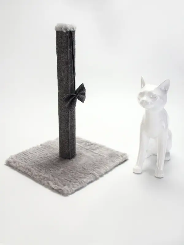 Когтеточка-столбик&laquo;Пижон&raquo;, 30&times;30&times;50 см, с игрушкой бантиком, серый