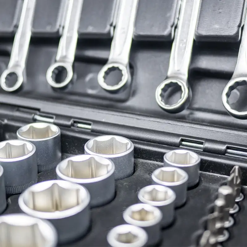 Набор инструментов 82 предмета "PRO" AVS ATS-82