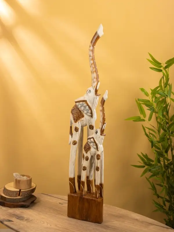 Сувенир Сувенир "Слоны" дерево 20х12х100 см, цв. белый