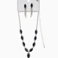 Набор 2 пред-а: серьги, колье "Вечерний шик" лепестки, цвет бело-тёмно-синий в серебре Набор 2 пред-а: серьги, колье "Вечерний шик" лепестки, цвет бело-тёмно-синий в серебре