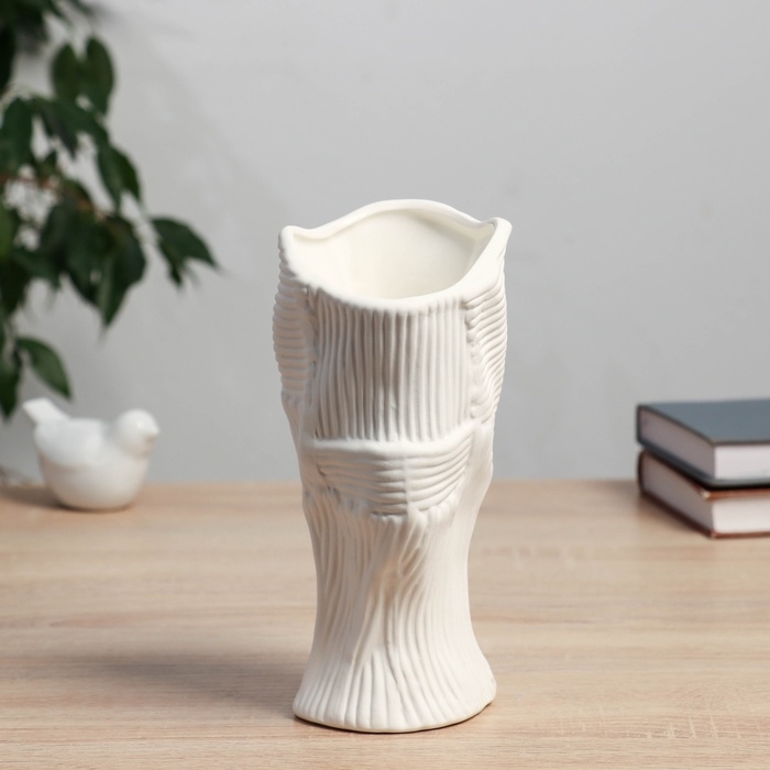 Керамическая ваза декоративная настольная «Теренс», для цветов, сухоцветов, d-11 см, h-19.5 см, белый Керамическая ваза декоративная настольная «Теренс», для цветов, сухоцветов, d-11 см, h-19.5 см, белый