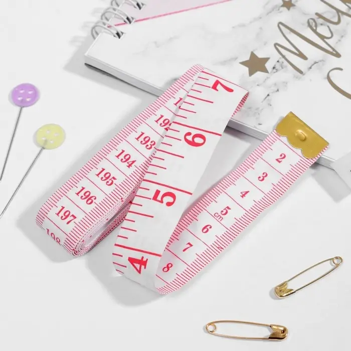 Сантиметровая лента портновская, 200 см (см/дюймы), цвет белый Сантиметровая лента портновская, 200 см (см/дюймы), цвет белый