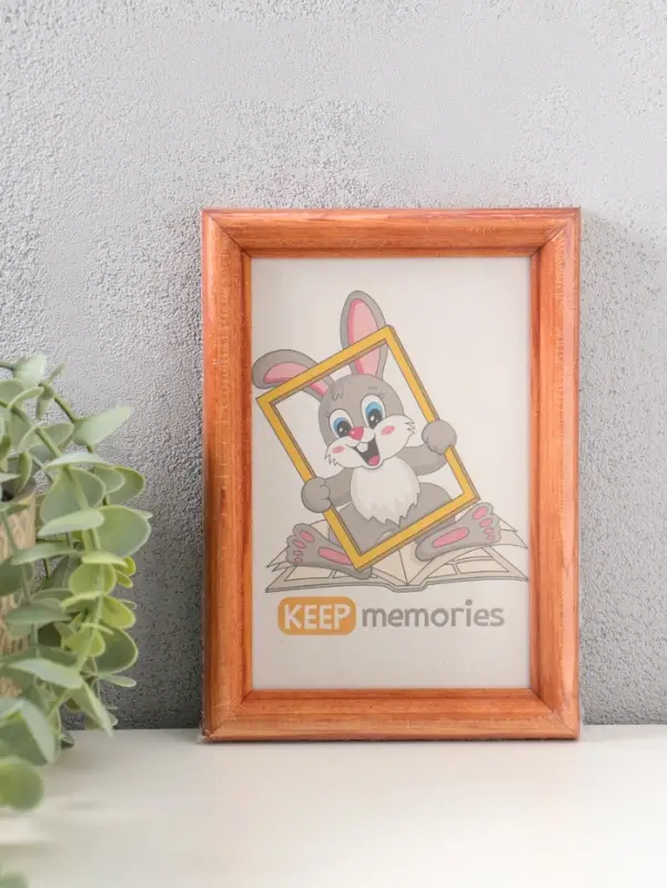 Фоторамка дерево 10х15 см, орех №1 (пластиковый экран)