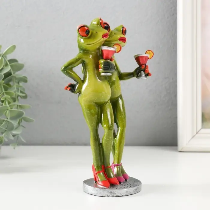 Фигурка полистоун лак &laquo;Лягухи подружки&raquo;, 9.5&times;6.5&times;18.5 см
