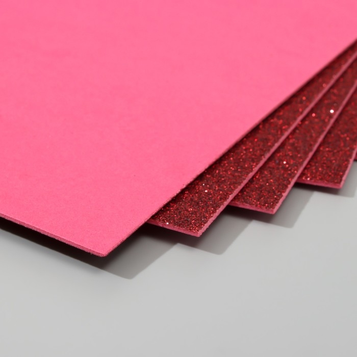 Набор глиттерного фоамирана (5 листов) 2 мм, 20х30 см, темно-красный Набор глиттерного фоамирана (5 листов) 2 мм, 20х30 см, темно-красный