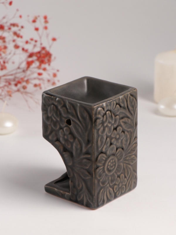 Аромалампа керамика Аромалампа керамика "Цветочный букет" тёмно-оливковая 7,7х7,7х12 см