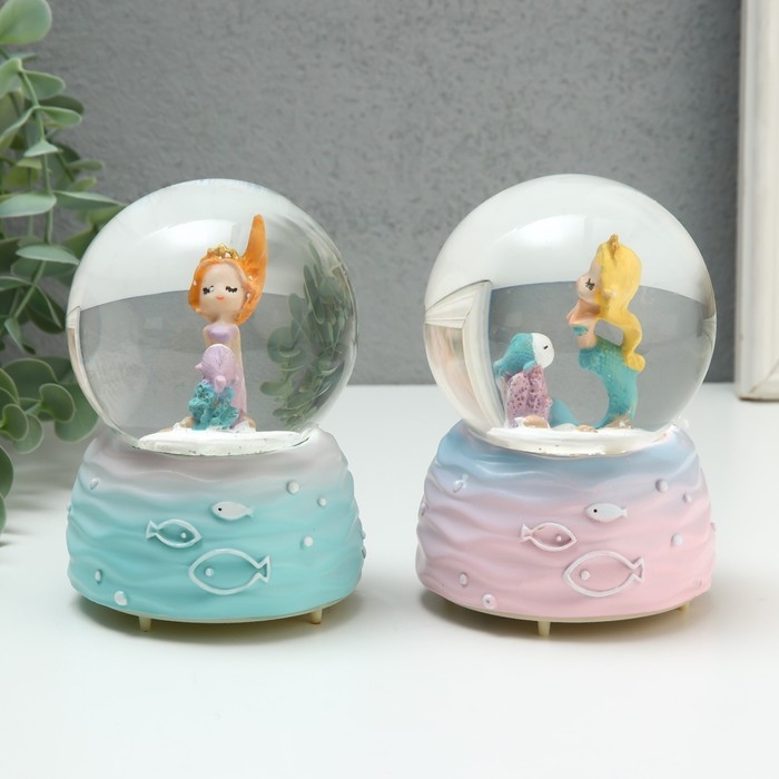 Сувенир полистоун водяной шар музыка, свет Сувенир полистоун водяной шар музыка, свет "Русалка и рыбка" МИКС 8х8х12 см