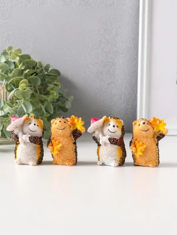 Сувенир полистоун "Осенние ёжики" набор 4 шт 3,7х5х6,2 см