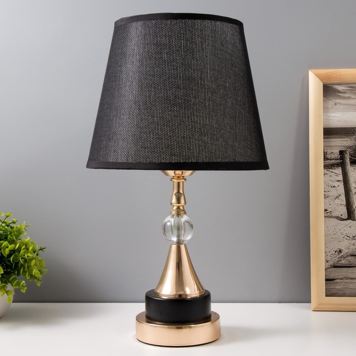 Настольная лампа Настольная лампа "Марфа" Е27 40Вт чёрно-золотой 22х22х40 см RISALUX