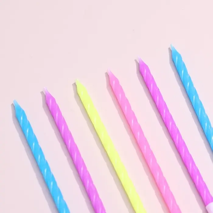Свечи для торта &laquo;Неон&raquo;, 10 см, 12 шт., разноцветные