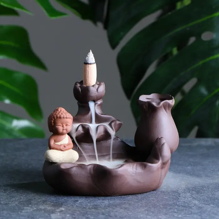 Подставка для благовоний &laquo;Будда - у водопада&raquo;, стелющийся дым, 12&times;9 см