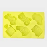 Форма для выпечки Доляна &laquo;Транспорт&raquo;, силикон, 30&times;17.5 см, 6 ячеек (9&times;5.5&times;3.5 см), светло-зелёный
